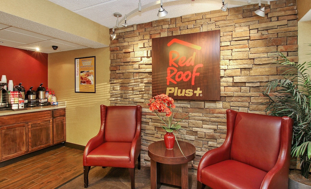 Red Roof Inn PLUS+ Atlanta - Buckhead 