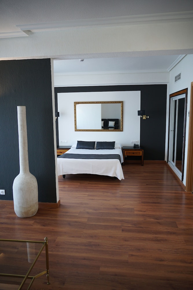 Ohtels Gran Hotel Almería