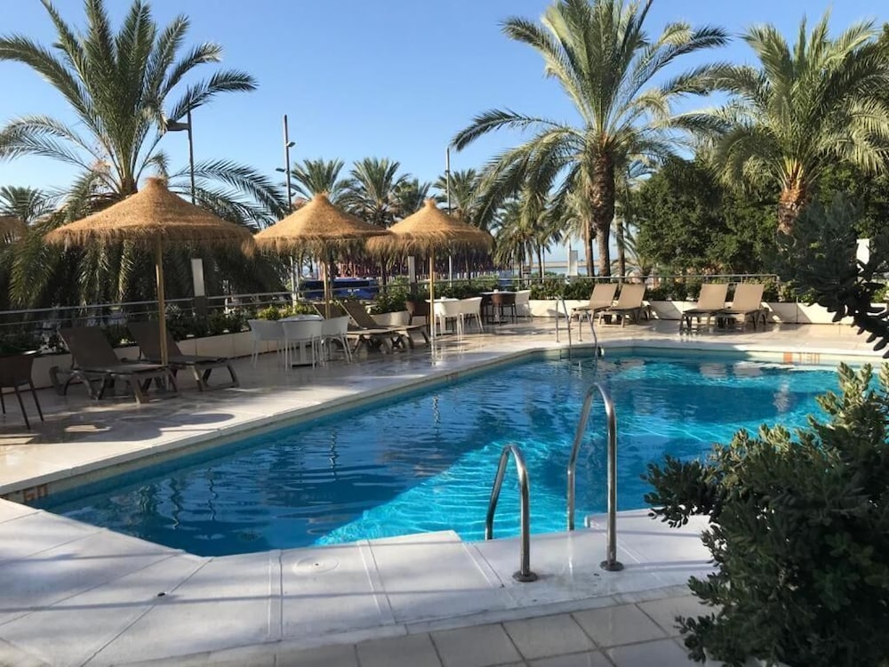 Ohtels Gran Hotel Almeria photo 2
