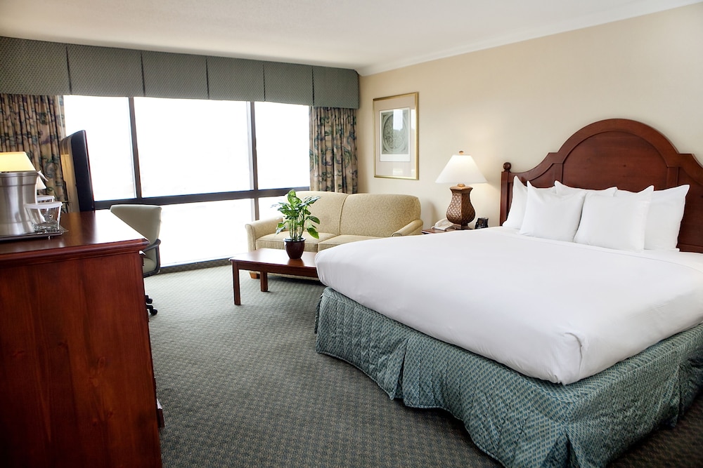 Hilton Greenville