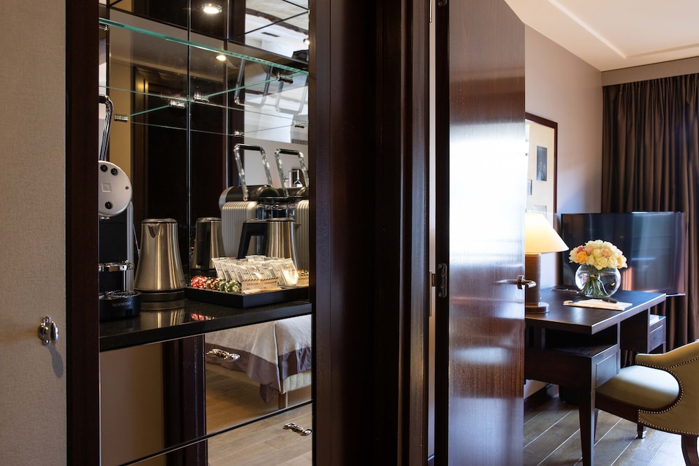 La Reserve Geneve Hotel and Spa