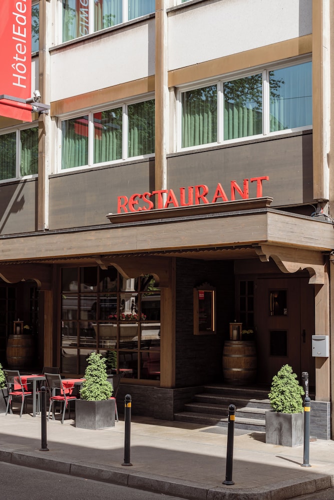 Edelweiss Manotel photo 2