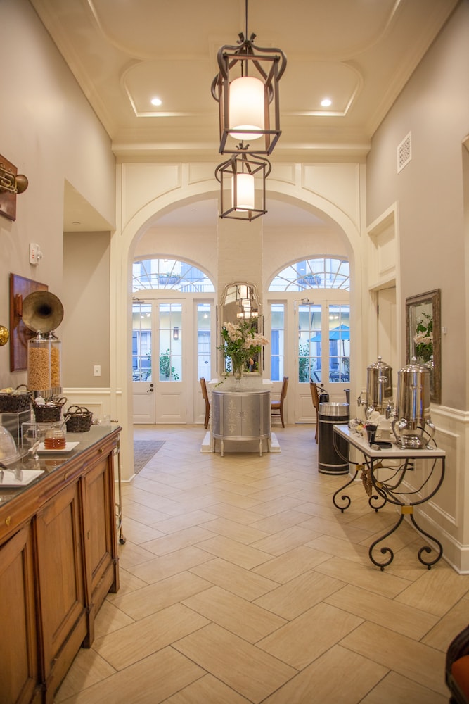 Hotel St. Pierre®, a French Quarter Inns® Hotel