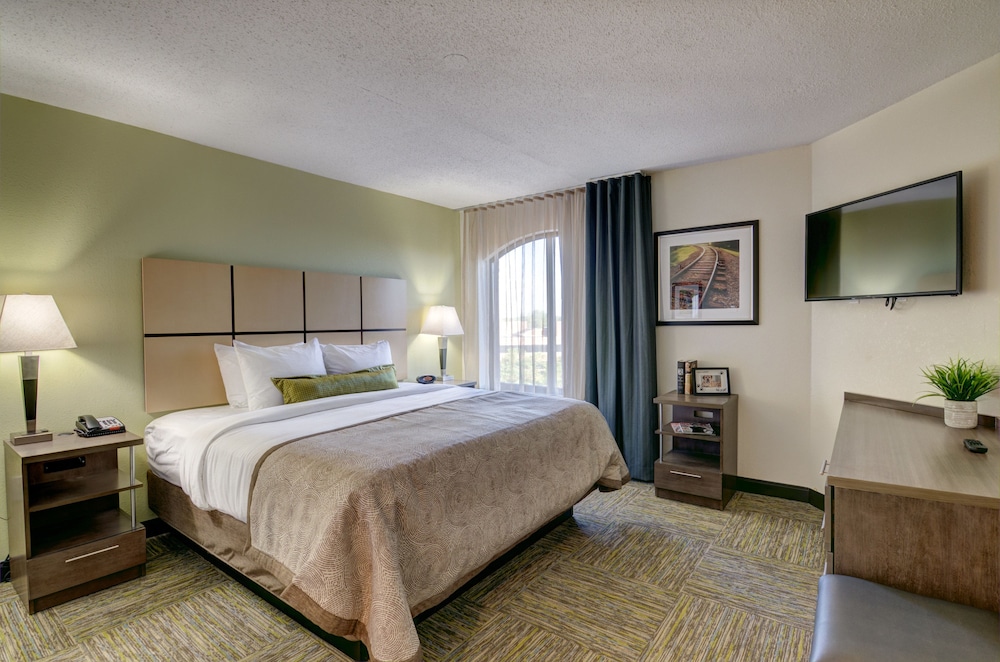 Candlewood Suites Richmond - West Broad by IHG