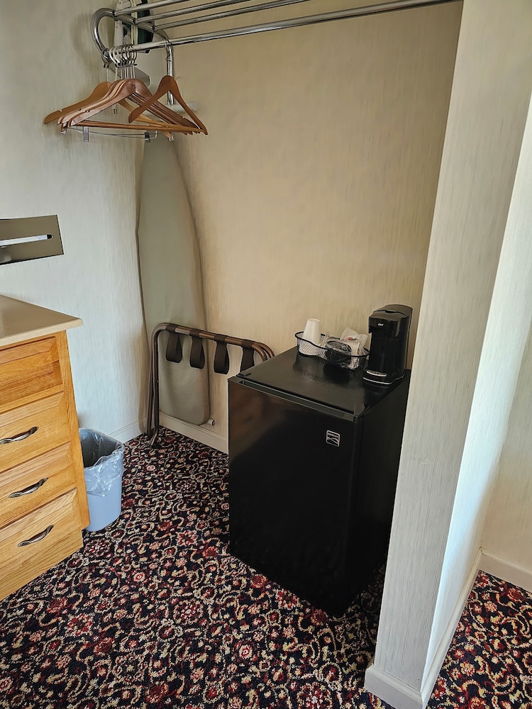 Travelodge by Wyndham Mackinaw City