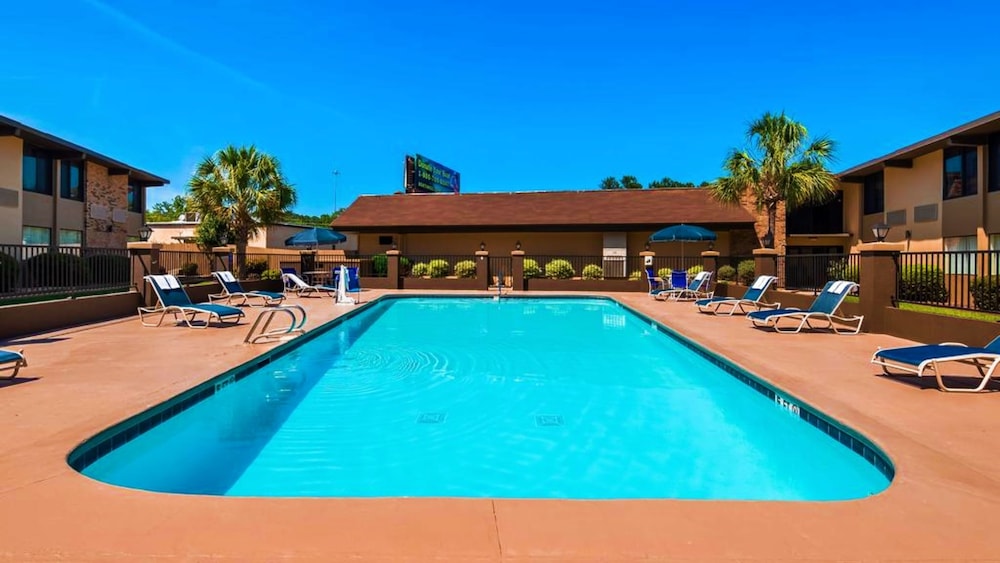 Best Western Riverside Inn