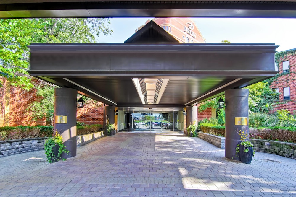 Delta Hotels by Marriott Toronto East photo 2