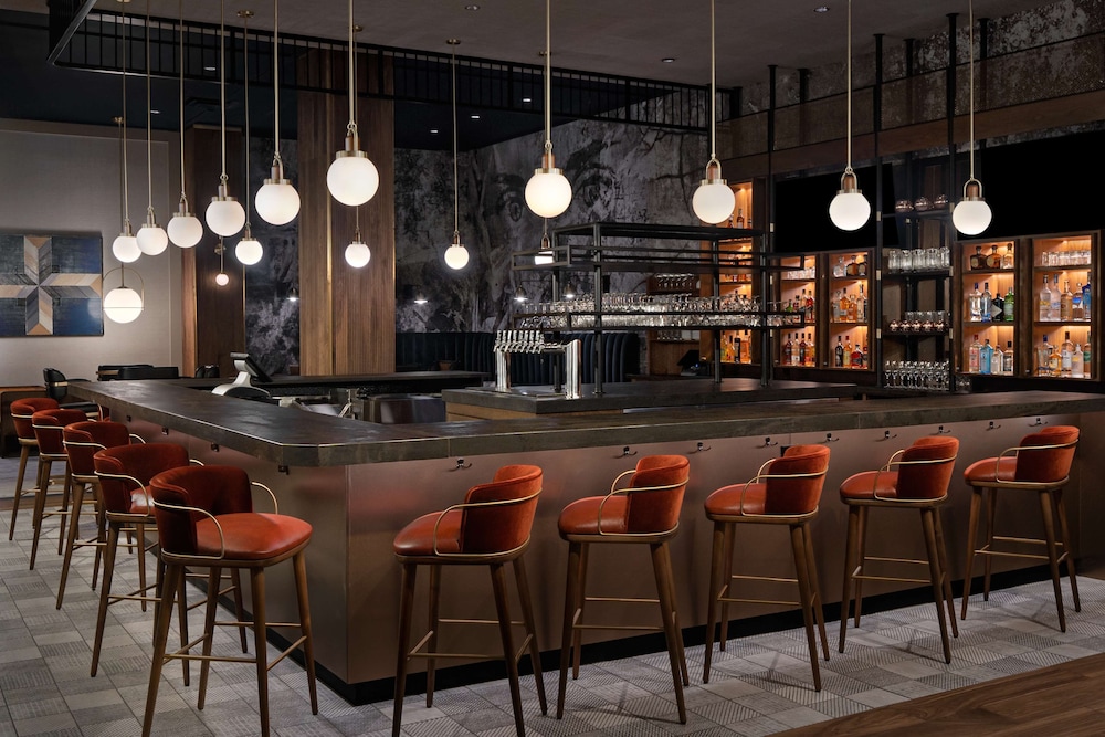 The Alloy King of Prussia - a DoubleTree by Hilton
