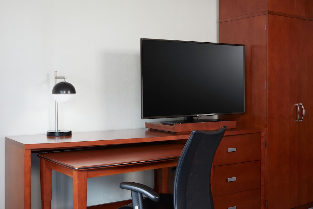 Courtyard by Marriott Los Angeles LAX/Century Boulevard photo 5