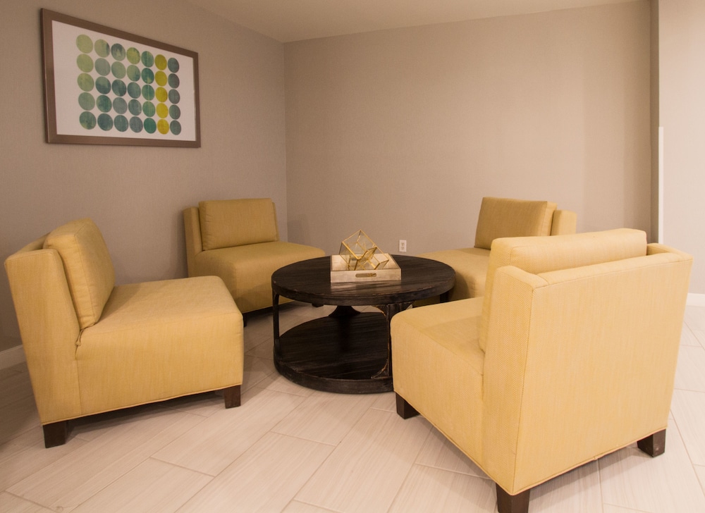 Holiday Inn Victorville by IHG