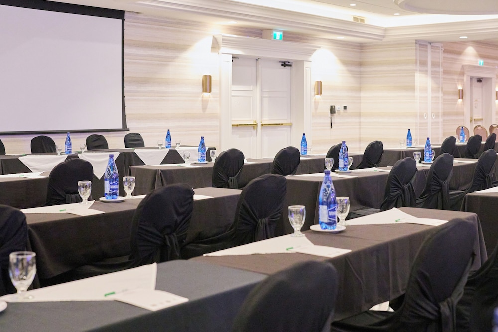 Holiday Inn Hotel & Suites St. Catharines Conference Center by IHG photo 5