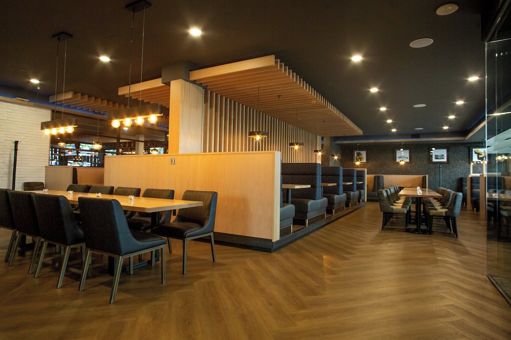 Holiday Inn Hotel & Suites St.Catharines-Niagara By IHG