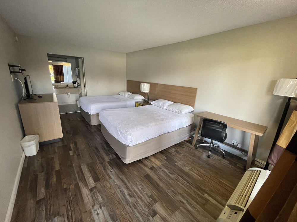Rodeway Inn
