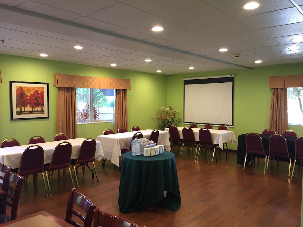 Best Western Sky Valley Inn
