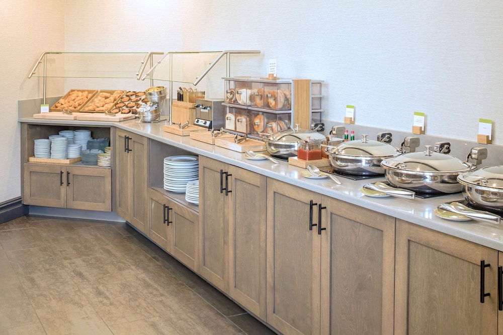 DoubleTree by Hilton Boston - Rockland