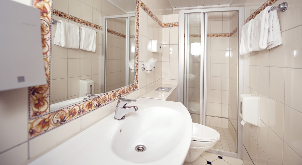 Clarion Collection Hotel Savoy photo 4