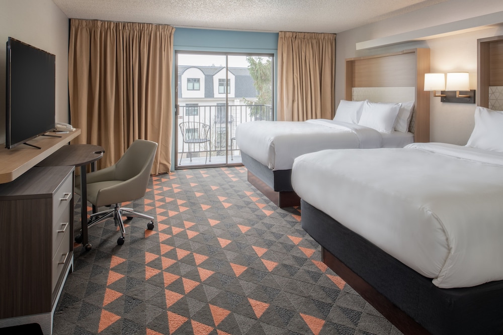 Holiday Inn Portland - Columbia Riverfront by IHG