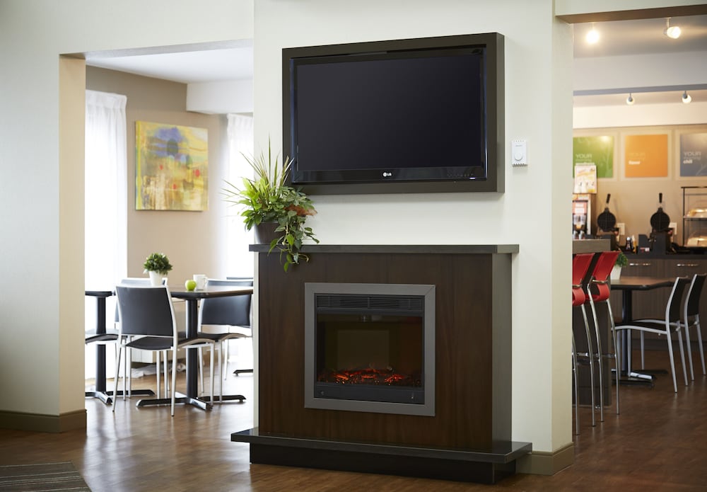 Comfort Inn East