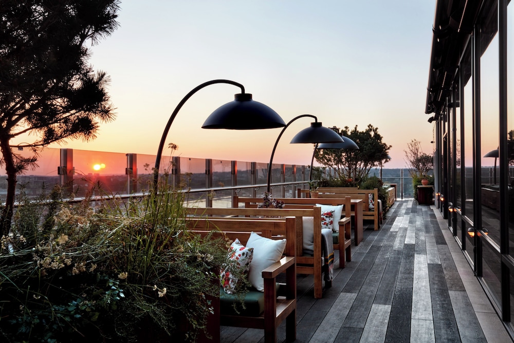 Treehouse Hotel London — photo 7