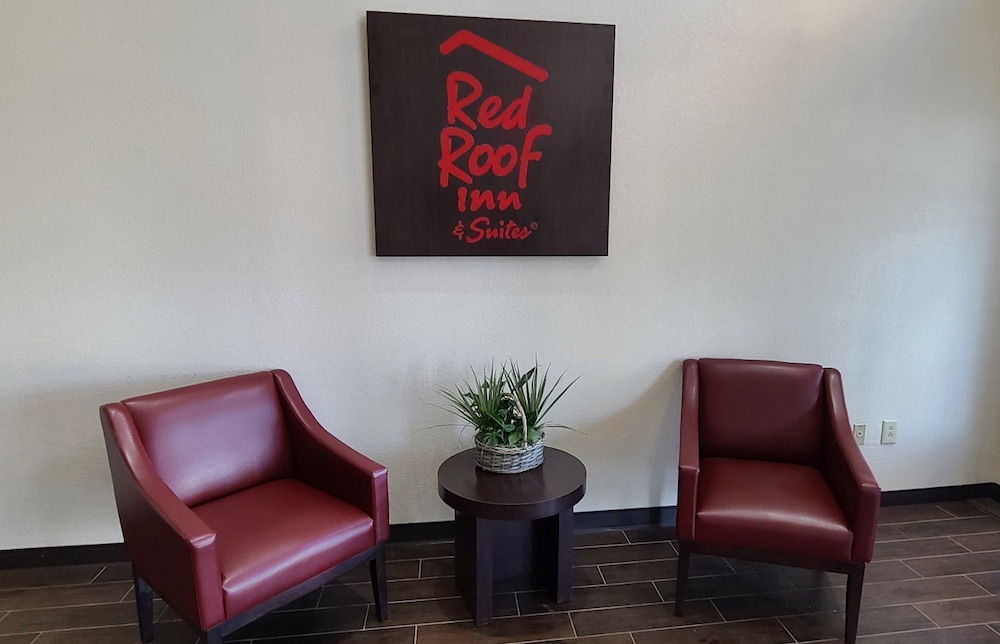 Red Roof Inn & Suites Albany, GA