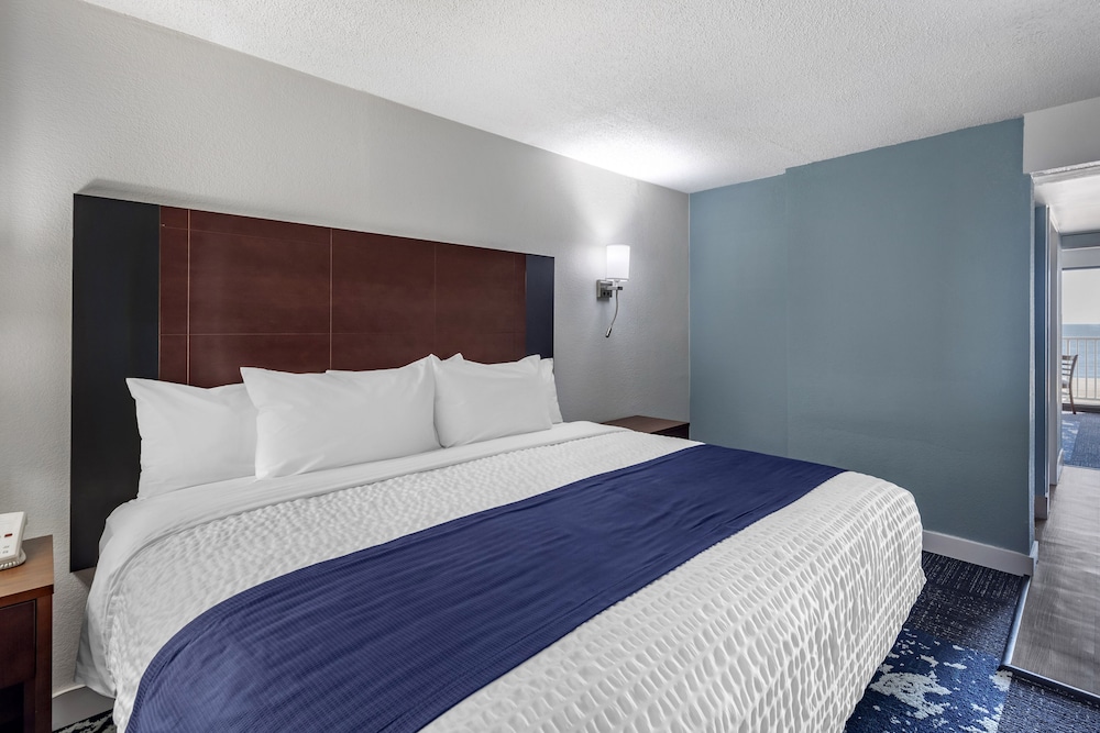 Coastal Hotel and Suites Virginia Beach Oceanfront