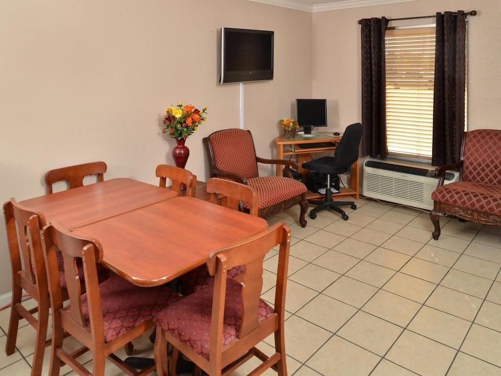 Americas Best Value Inn Indianola