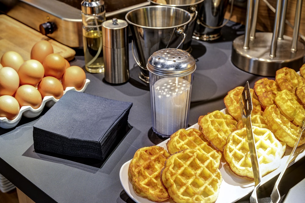 Novotel Paris Suresnes Longchamp photo 2