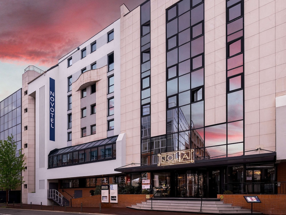 Novotel Paris Suresnes Longchamp photo 2