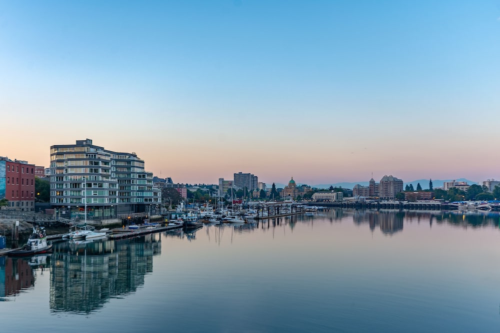 Victoria Regent Waterfront Hotel & Suites photo 2