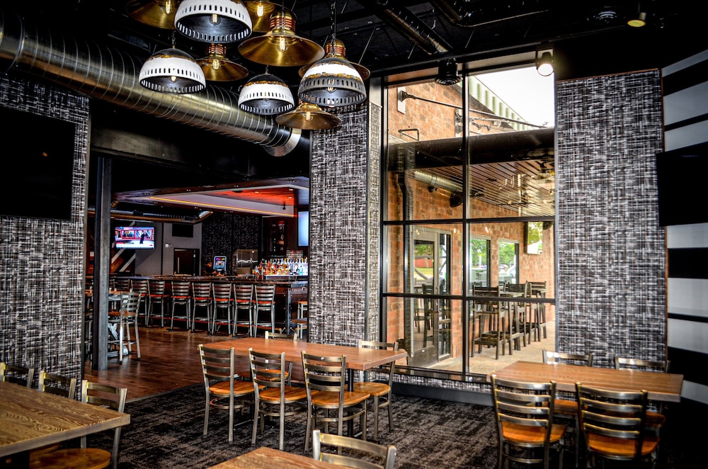Holiday Inn & Suites St. Cloud by IHG