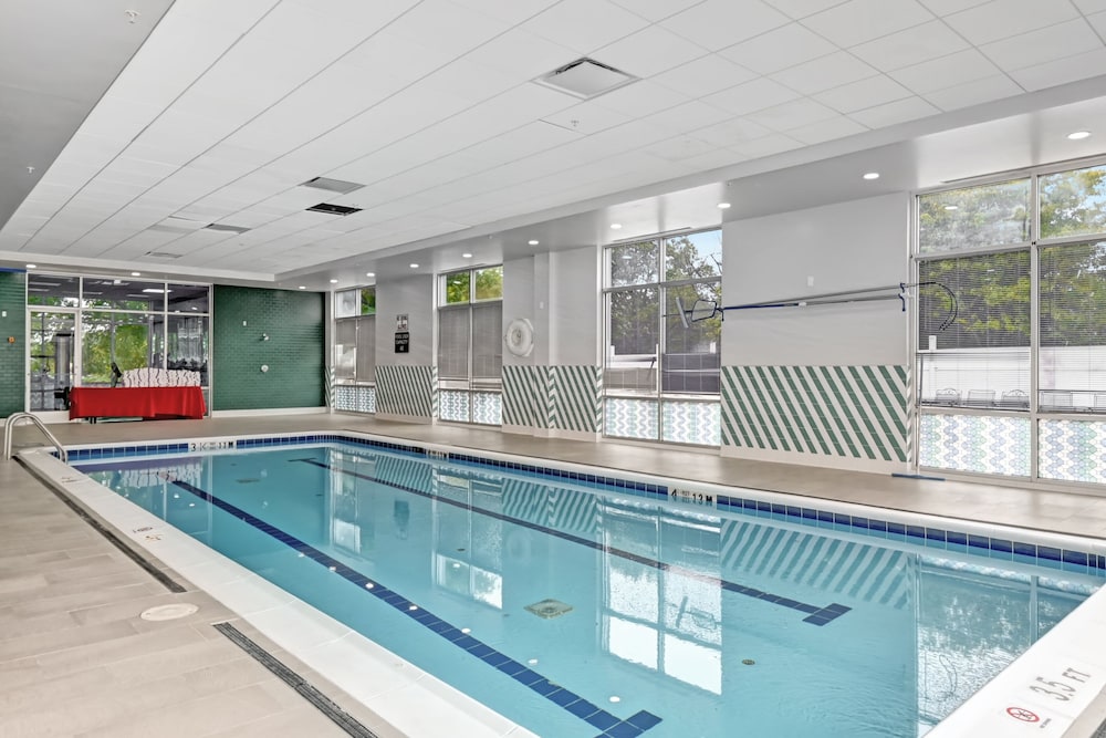 Holiday Inn Piscataway Somerset by IHG