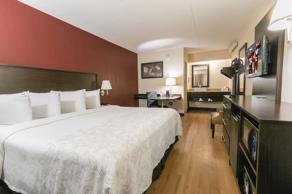 Red Roof Inn PLUS+ Washington DC - Rockville