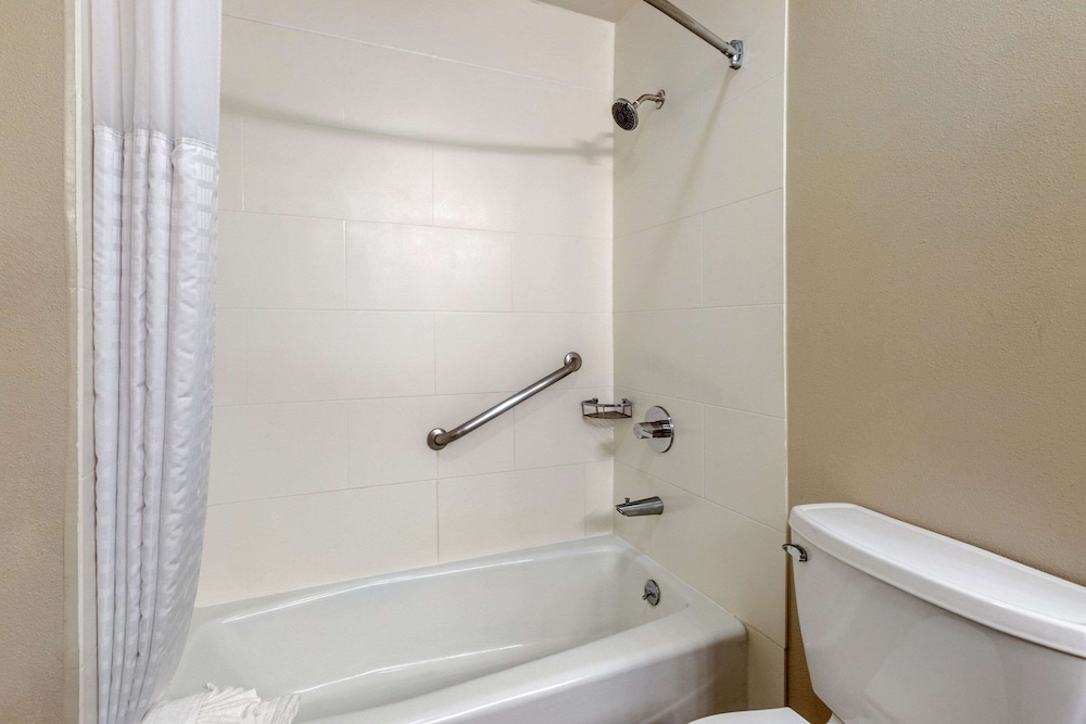 Comfort Inn Santa Monica - West Los Angeles