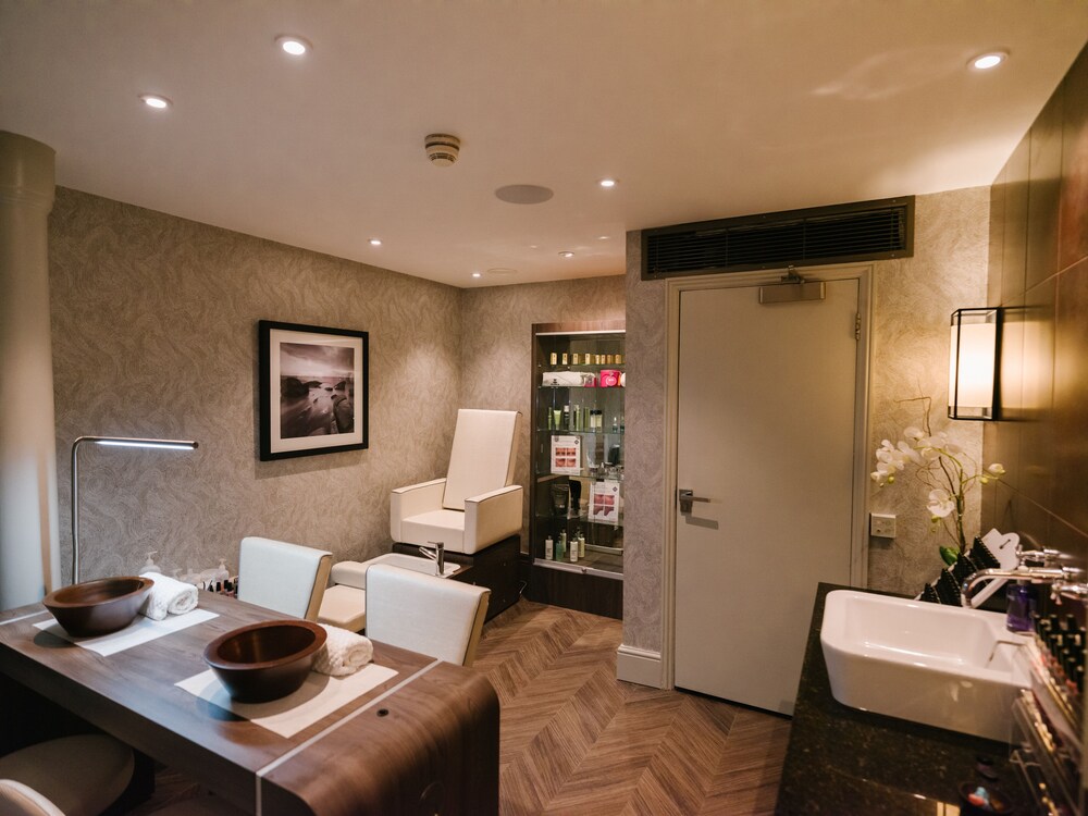 Grand Jersey Hotel and Spa