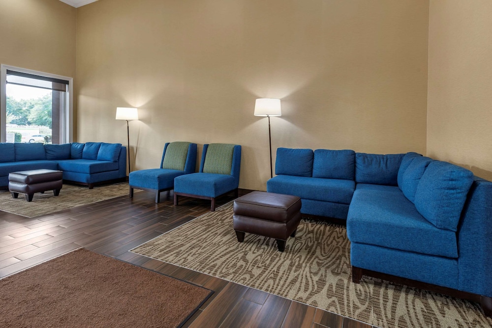Comfort Inn & Suites Glen Mills - West Chester