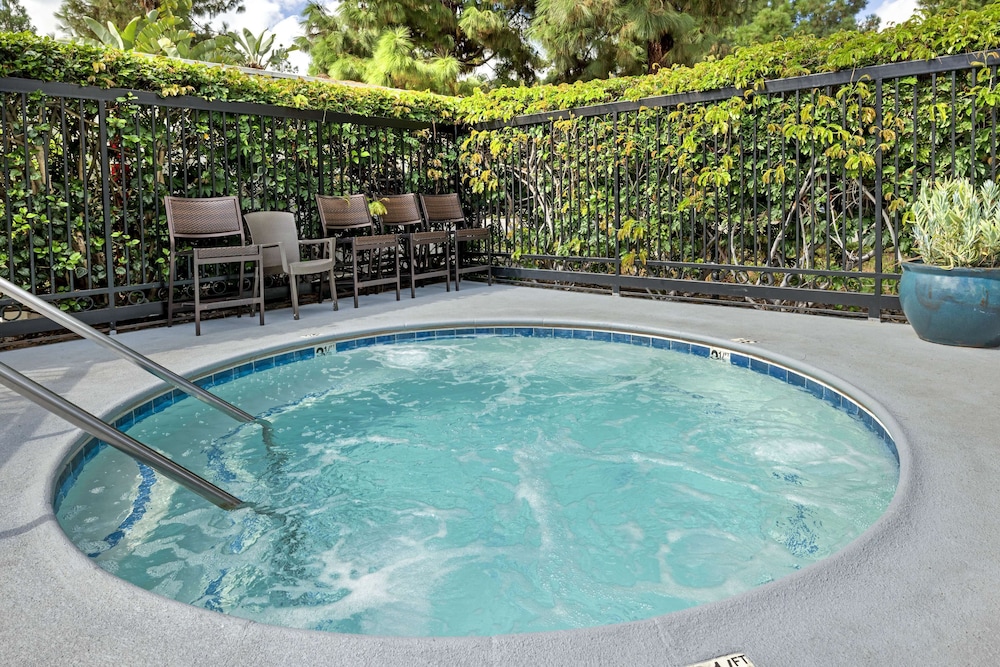 Best Western Courtesy Inn Hotel - Anaheim Resort at the Park