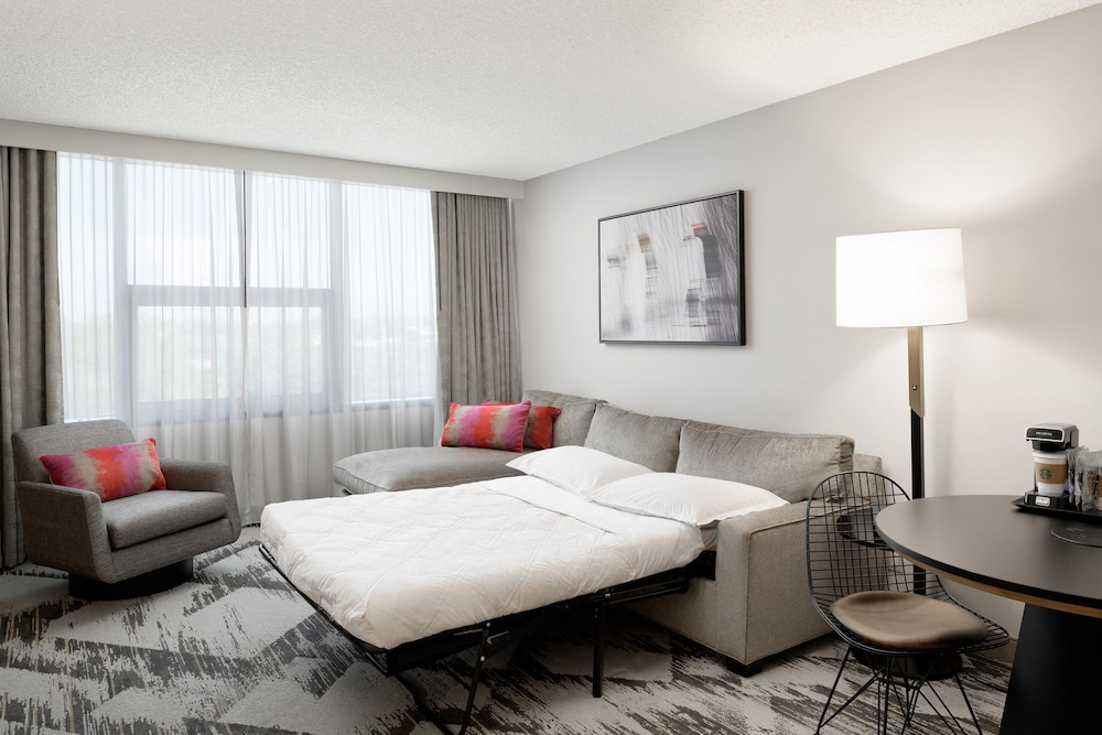 Sheraton Cerritos Hotel