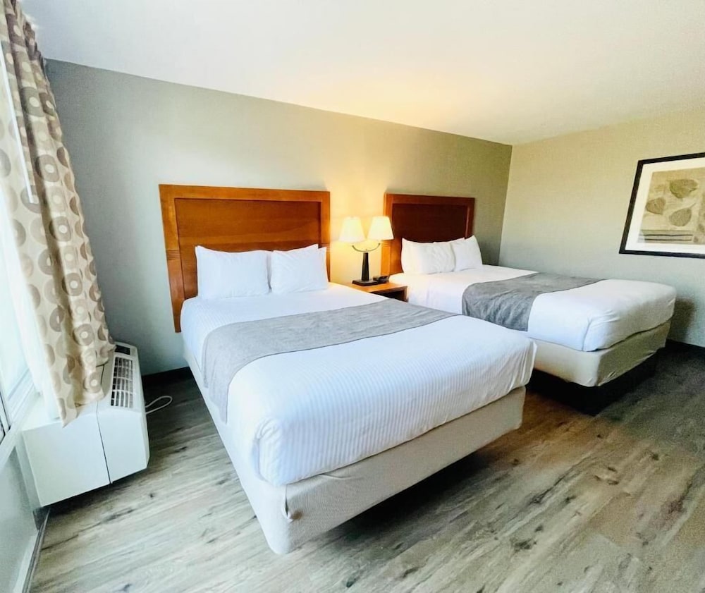 Hawthorn Extended Stay by Wyndham Ellsworth / Bar Harbor