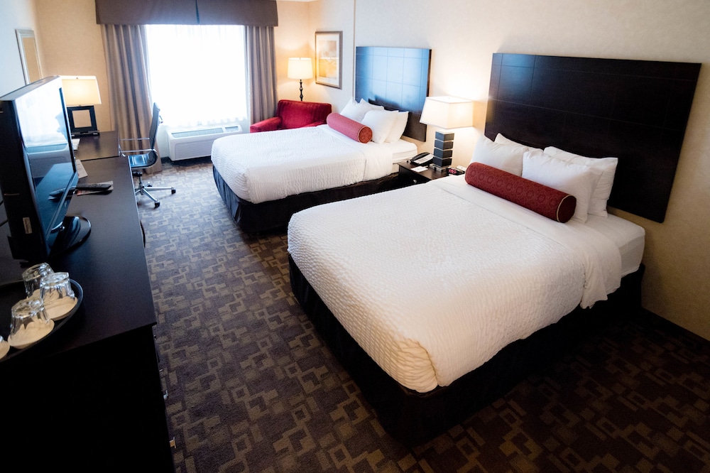 Clarion Inn Elmhurst - Oak Brook near I-88, I-290, I-294 photo 3