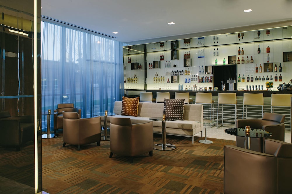 AC Hotel Kansas City Plaza