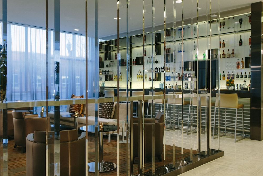 AC Hotel Kansas City Plaza