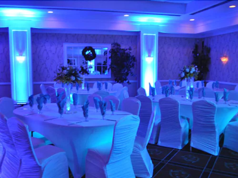 Best Western Mill River Manor