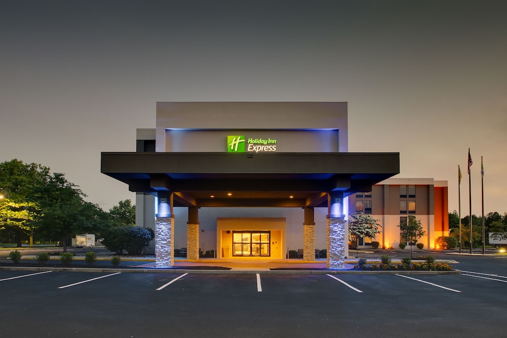 Holiday Inn Express Voorhees - Mt. Laurel  by IHG