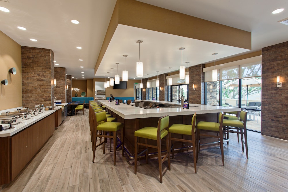 Holiday Inn Diamond Bar - Pomona by IHG photo 4