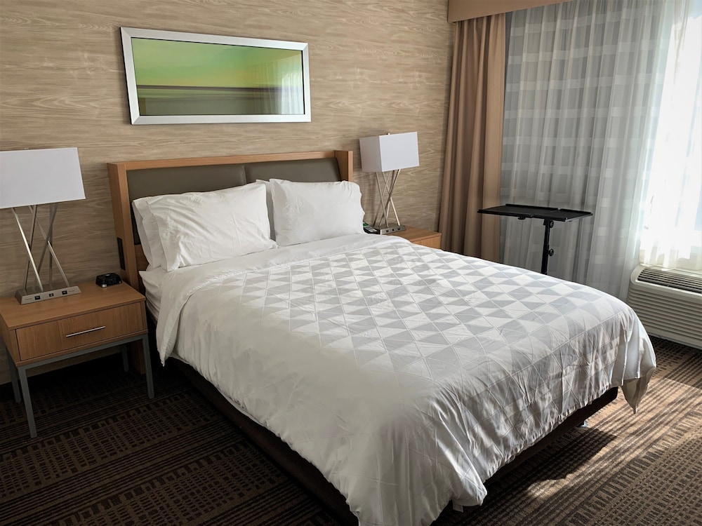 Holiday Inn Diamond Bar - Pomona by IHG