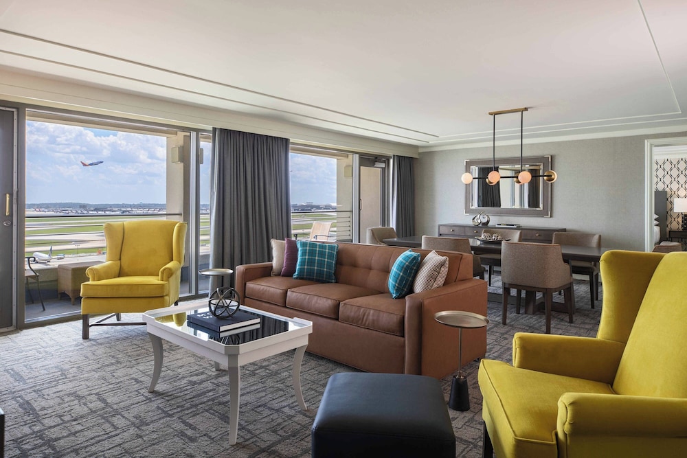 Renaissance Concourse Atlanta Airport Hotel