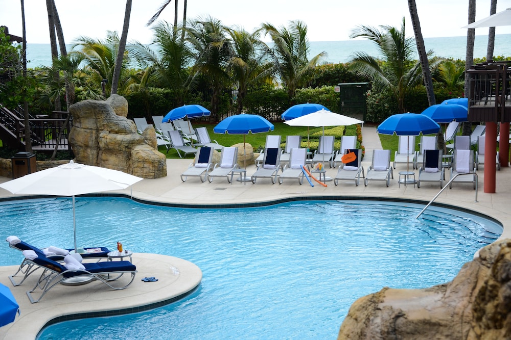 The Alexander Ocean Front Resort photo 3
