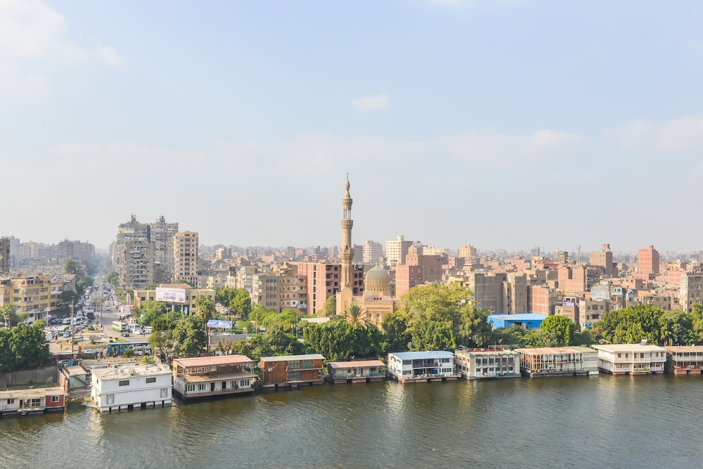 Golden Tulip Hotel Flamenco Cairo