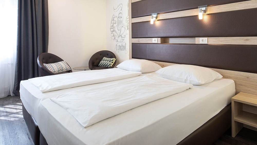 Michel Hotel Landshut Kaiserhof photo 2