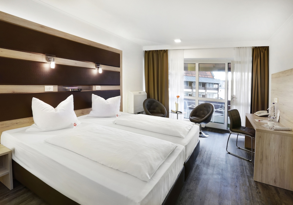Michel Hotel Landshut Kaiserhof photo 3